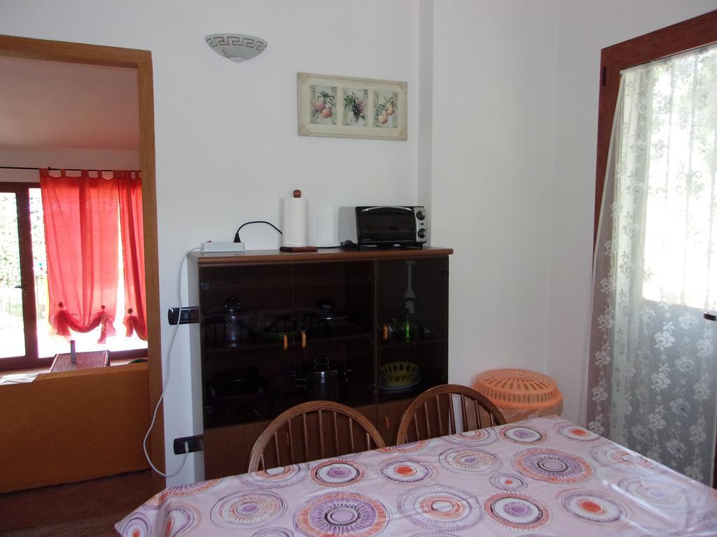 Artistika Golden Apartment Capitana Esterno foto
